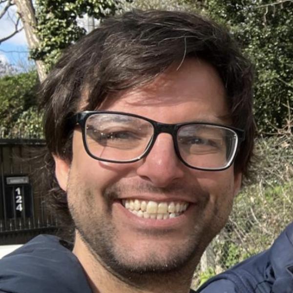 Portrait of Simon Grayson